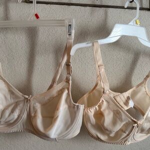 Bundle of 2 Bali bras, cream.